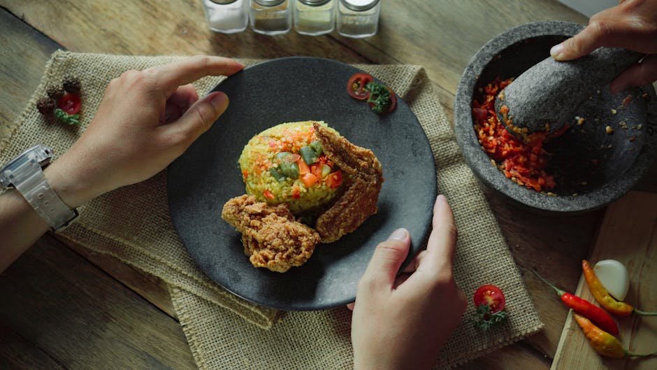 Ayam Goreng dan Nasi Uduk Ibu Sies: Kenikmatan yang Menggugah Selera di Urip Sumoharjo